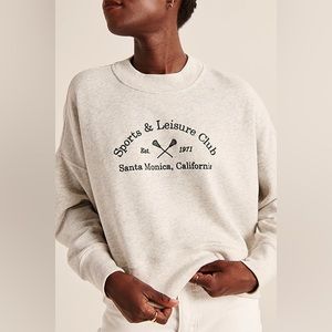 A&F cropped crewneck